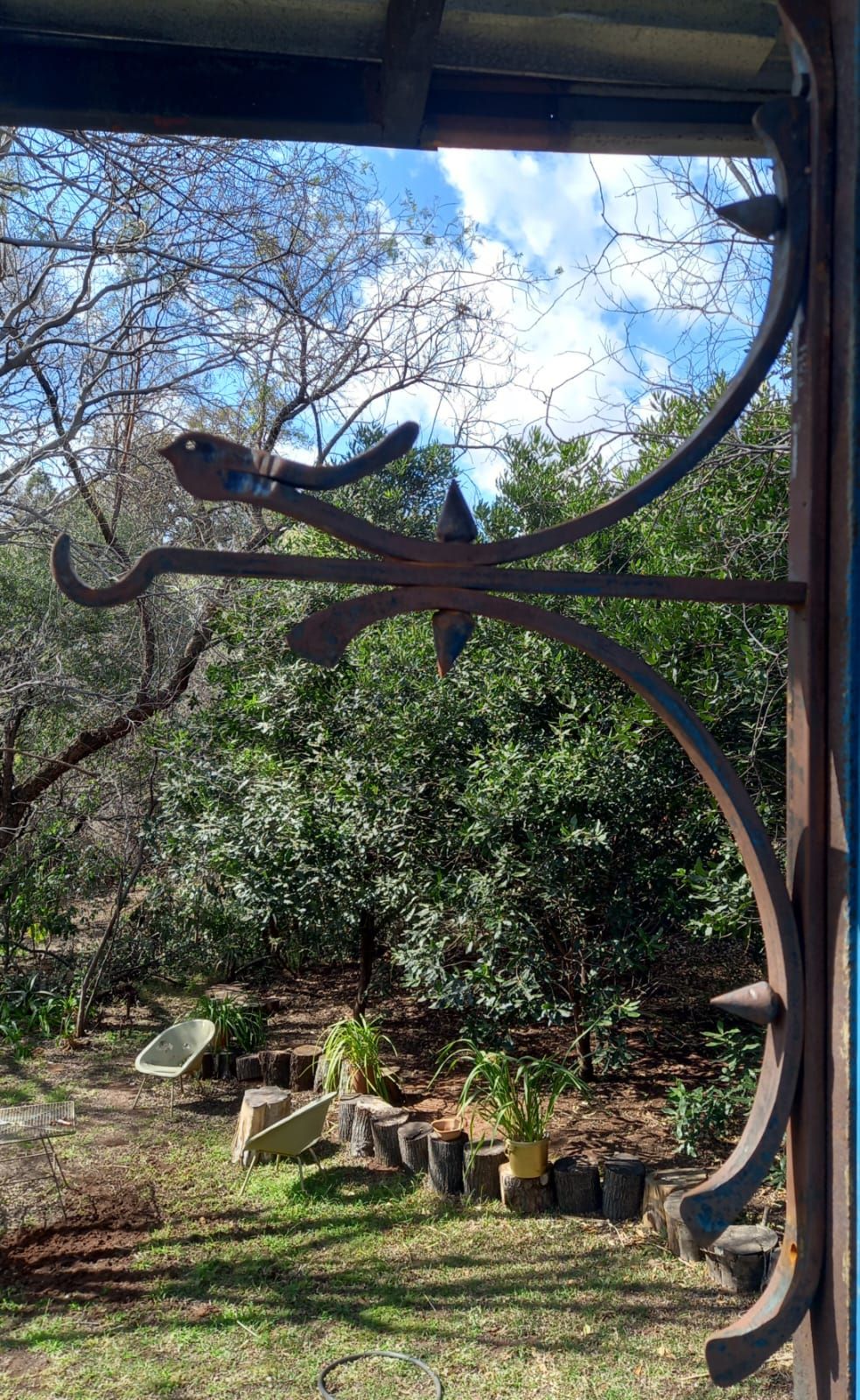 HangingFlowerBasketBracket2