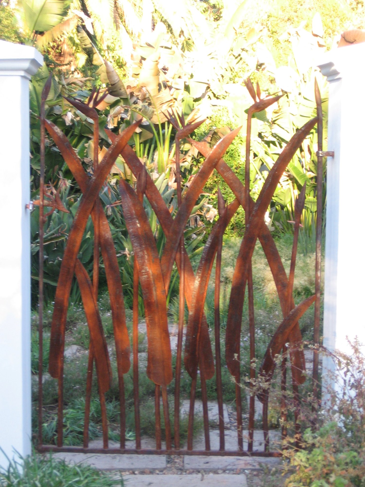 Strelitzia Gate